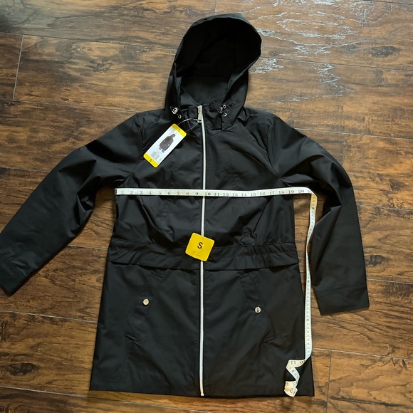 Vince Camuto Ladies' Rain Jacket Size small - Picture 3 of 6